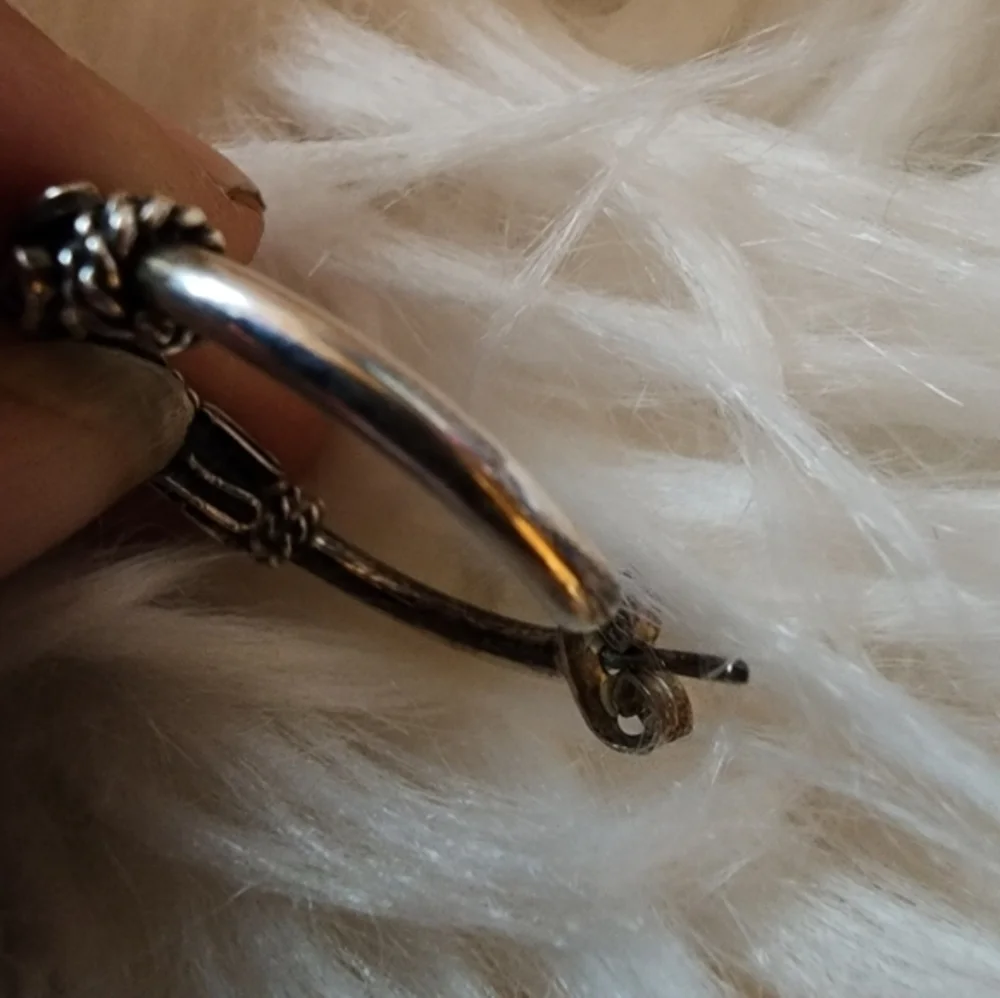 Vintage Sterling Abstract Hoops‎